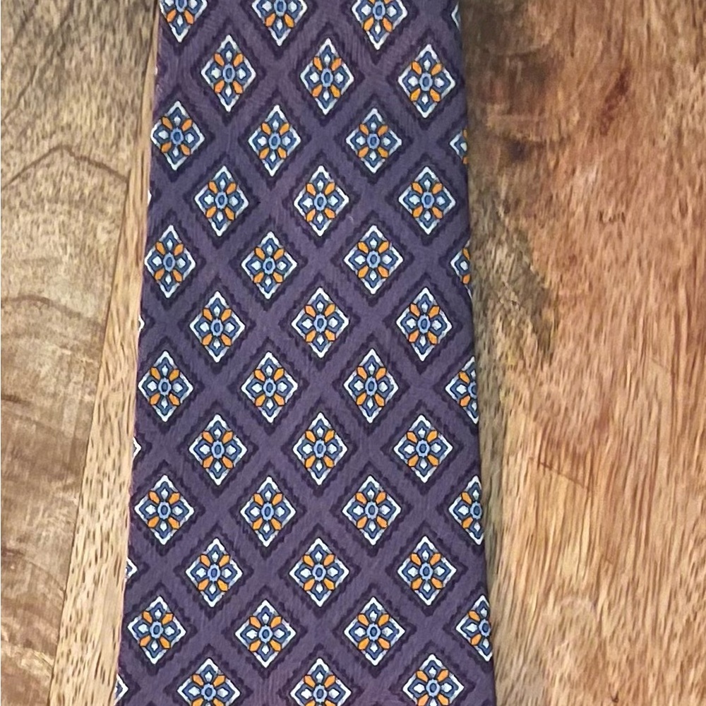 JOS A. BANK MEN’S PURPLE, ORANGE, BLUE, & WHITE 100% SILK NECKTIE/PRE-OWNED/CHIC